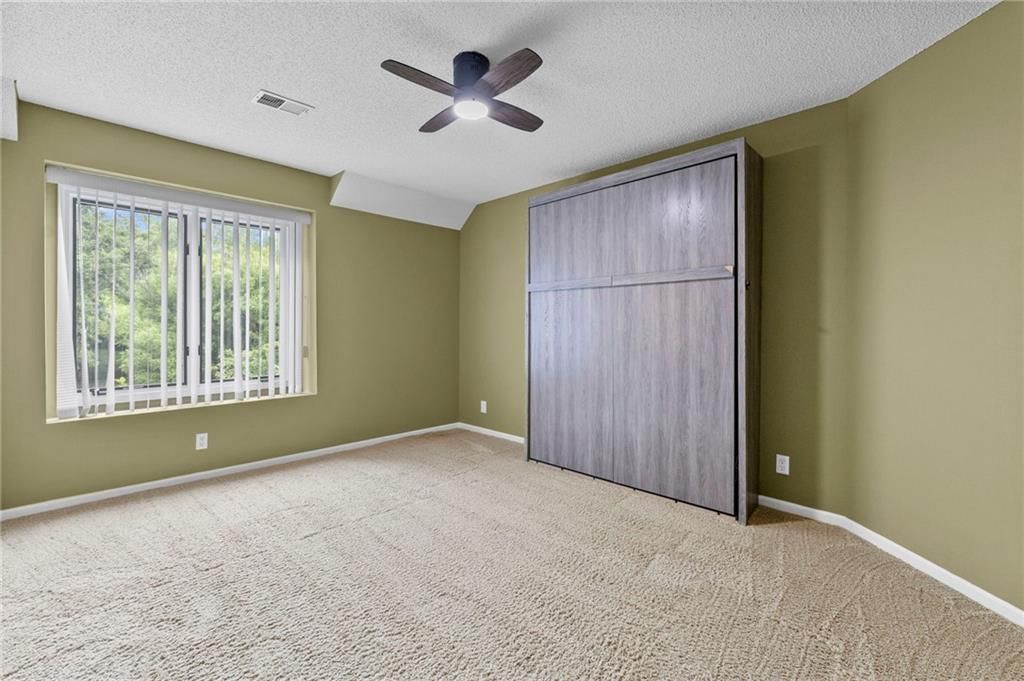 18065 Canterbury Road — photo 41