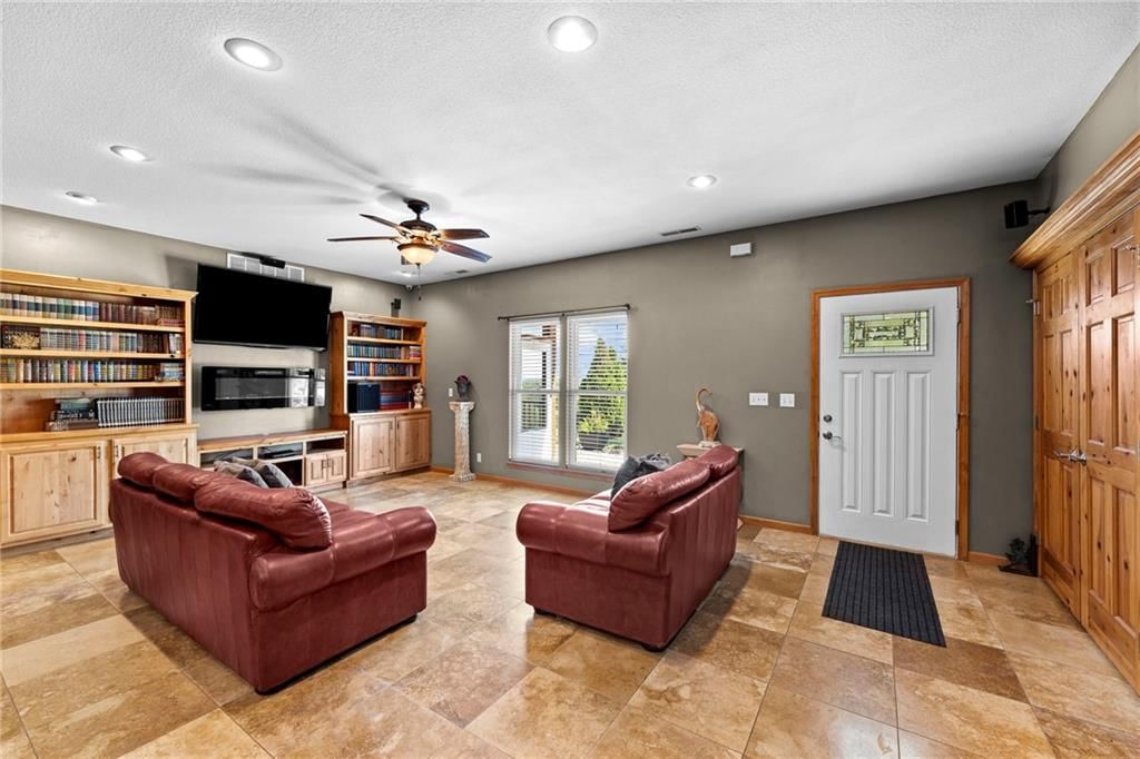 28818 W 303rd Street — photo 10