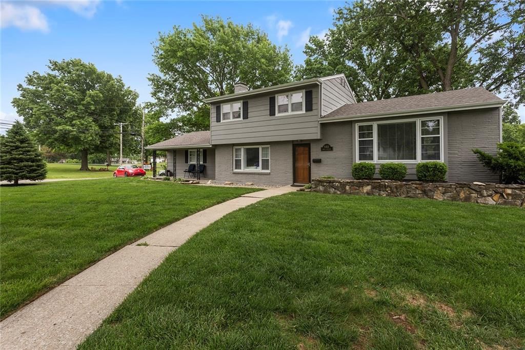 6411 N Highland Avenue — photo 2
