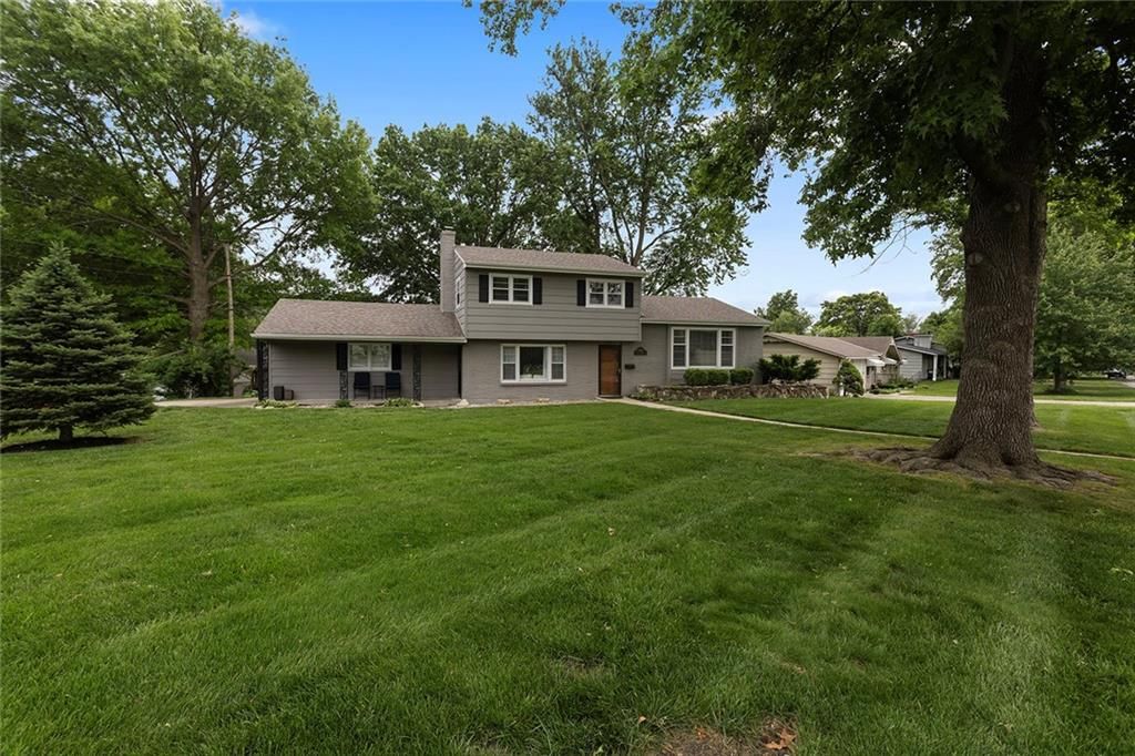 6411 N Highland Avenue — photo 3
