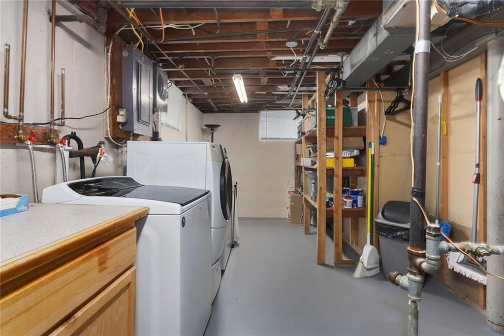 6411 N Highland Avenue — photo 33