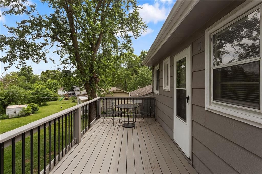 6411 N Highland Avenue — photo 38
