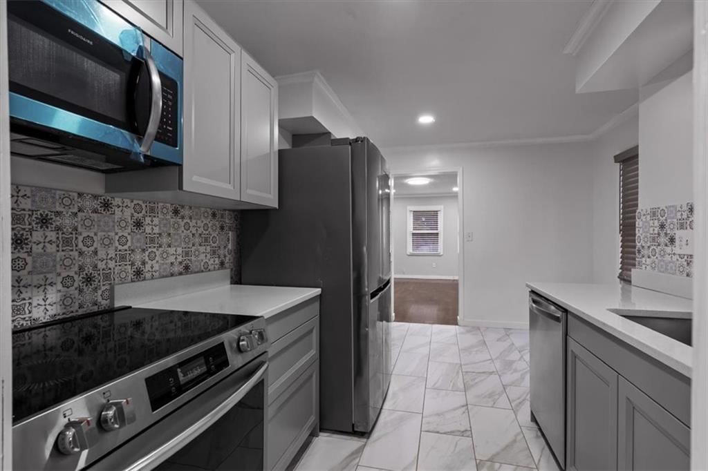 237 E Longfellow Street — photo 13