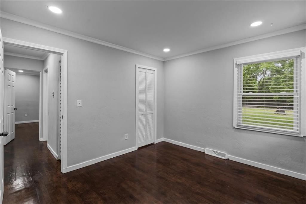 237 E Longfellow Street — photo 17