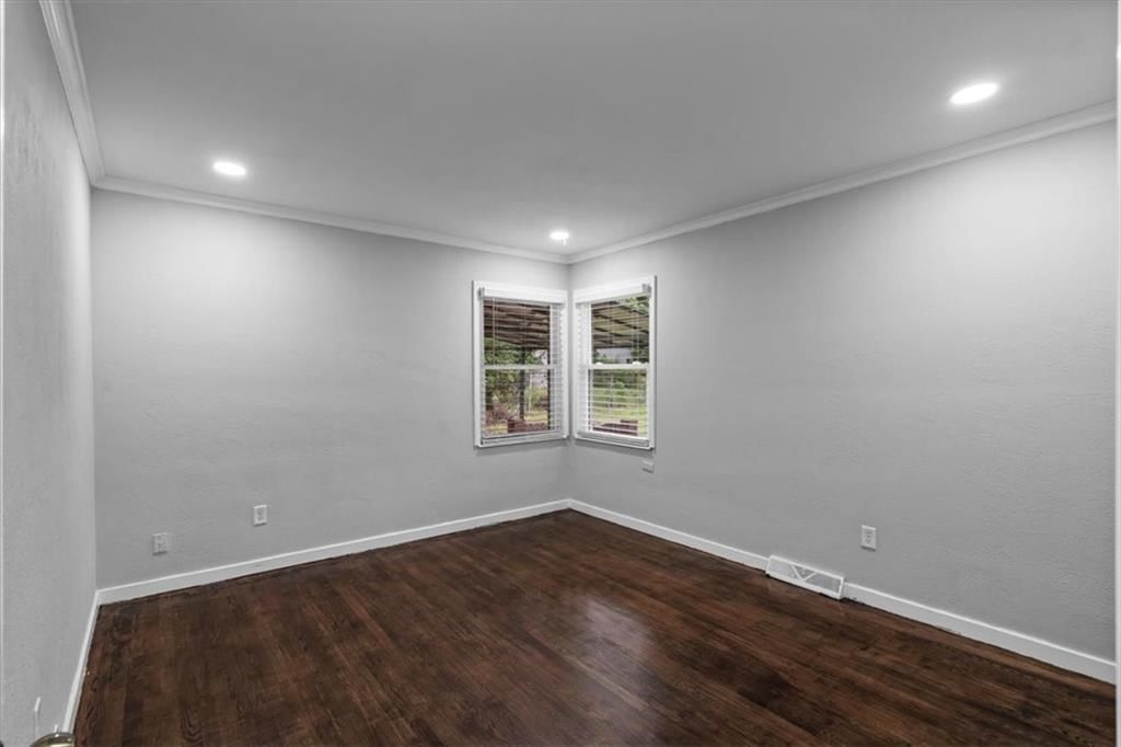237 E Longfellow Street — photo 19