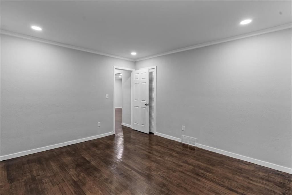 237 E Longfellow Street — photo 21