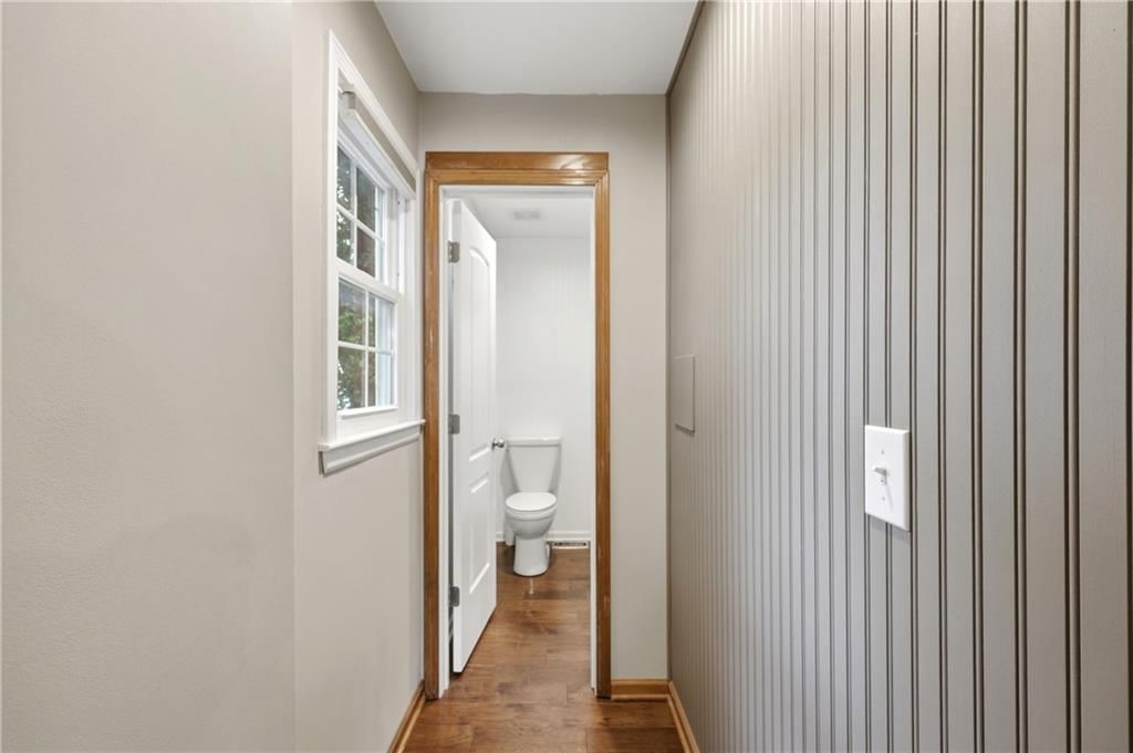 1685 N Sunset Street — photo 5
