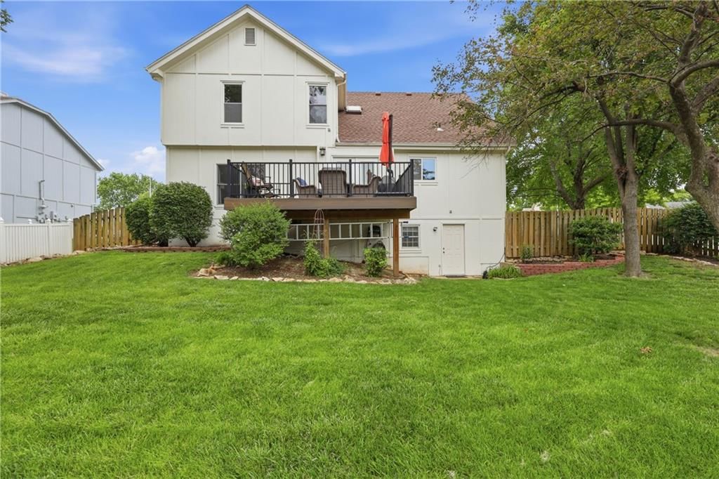1685 N Sunset Street — photo 18