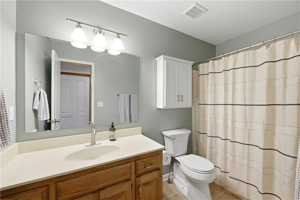 1685 N Sunset Street — photo 26