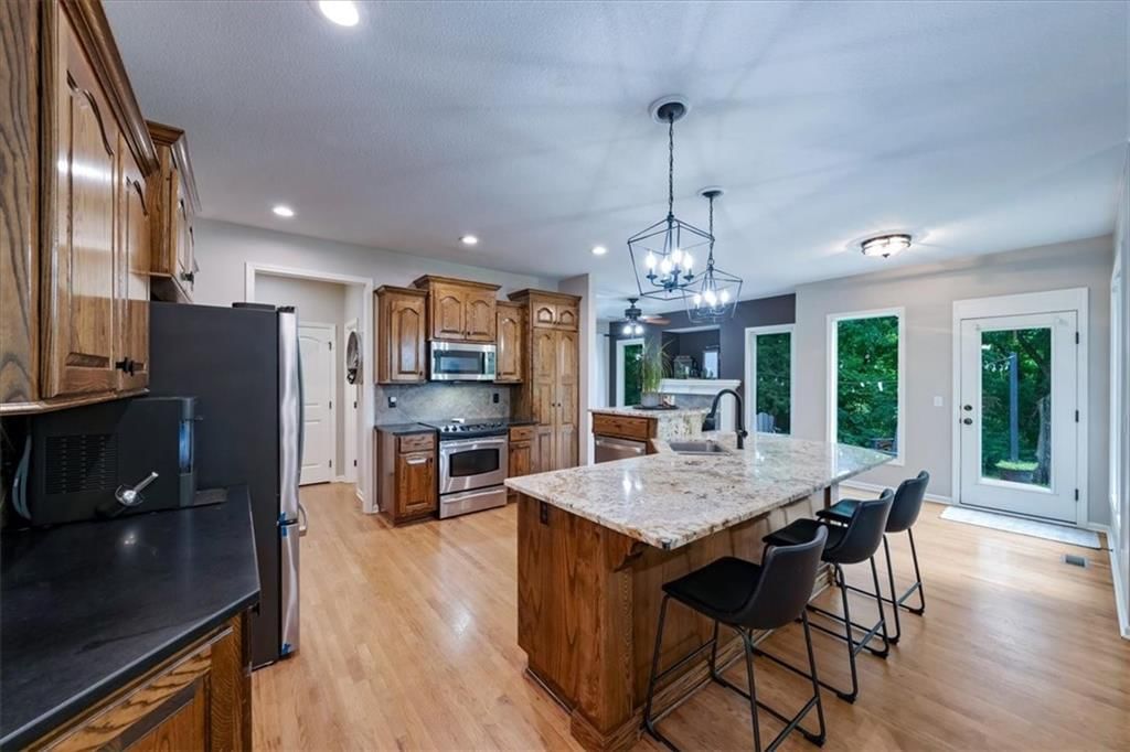 22726 W 44TH Street — photo 9