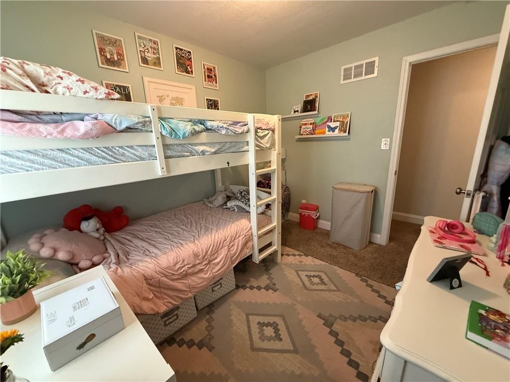 505 W 11th Street — photo 11