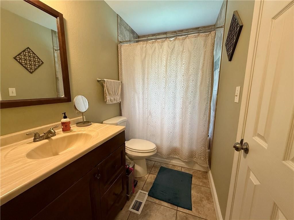 505 W 11th Street — photo 12