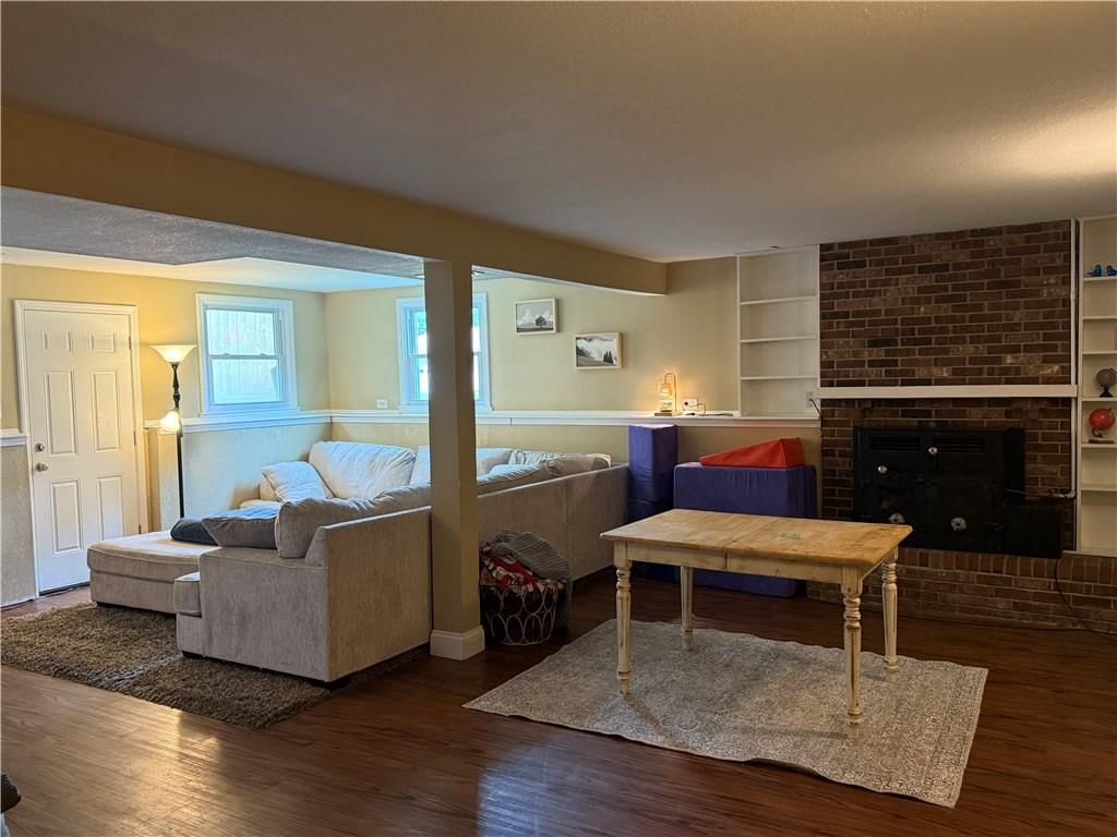 505 W 11th Street — photo 17