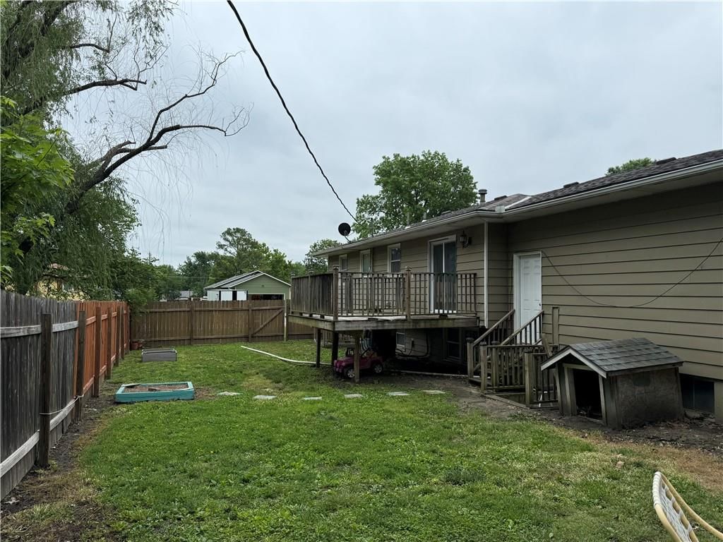 505 W 11th Street — photo 30
