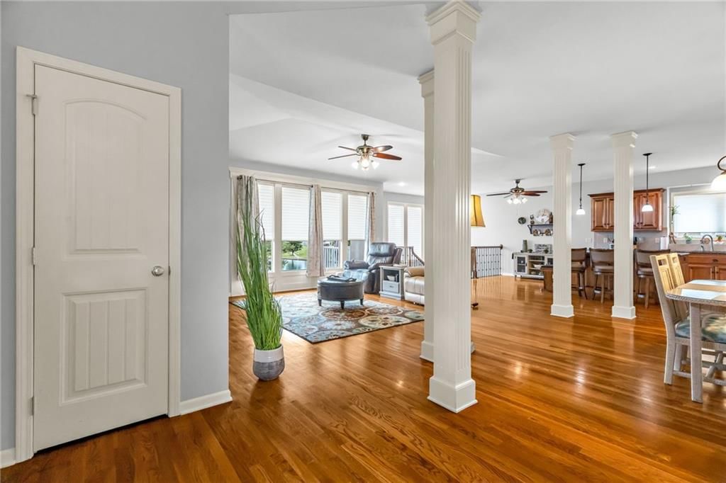 2028 Greenfield N/A — photo 3