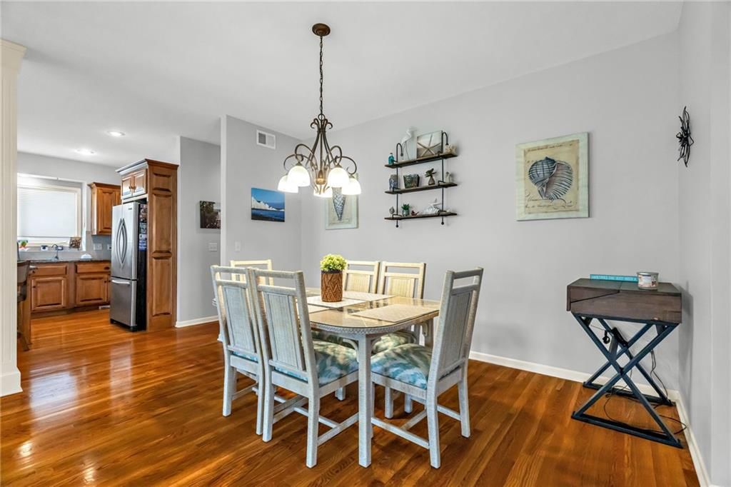 2028 Greenfield N/A — photo 4