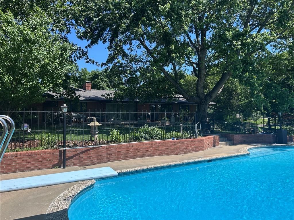 425 S Woodland Drive — photo 4
