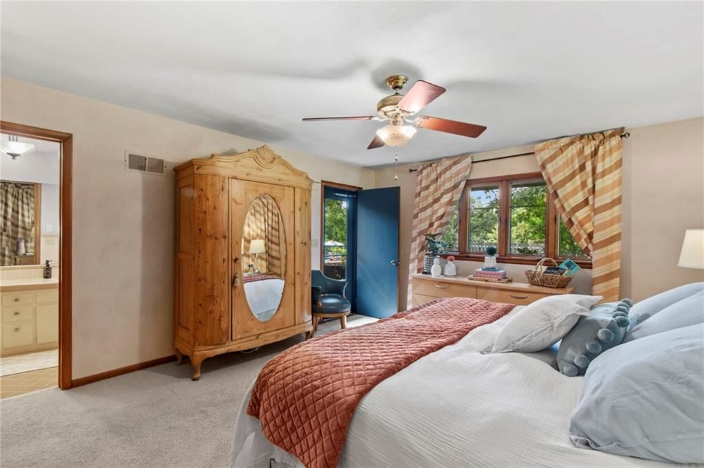 425 S Woodland Drive — photo 20