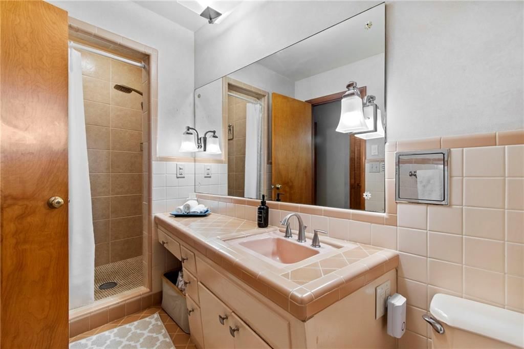 425 S Woodland Drive — photo 21