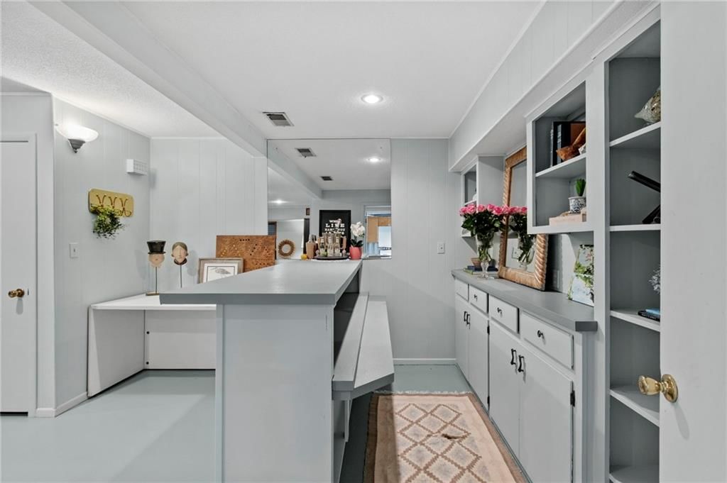 425 S Woodland Drive — photo 51