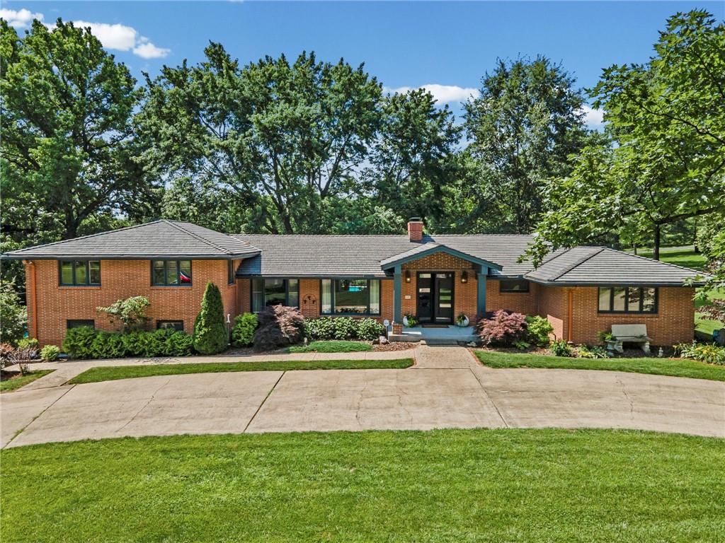 425 S Woodland Drive — photo 61