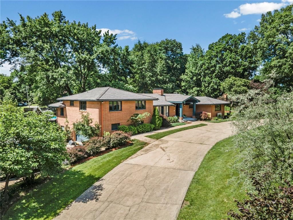 425 S Woodland Drive — photo 62