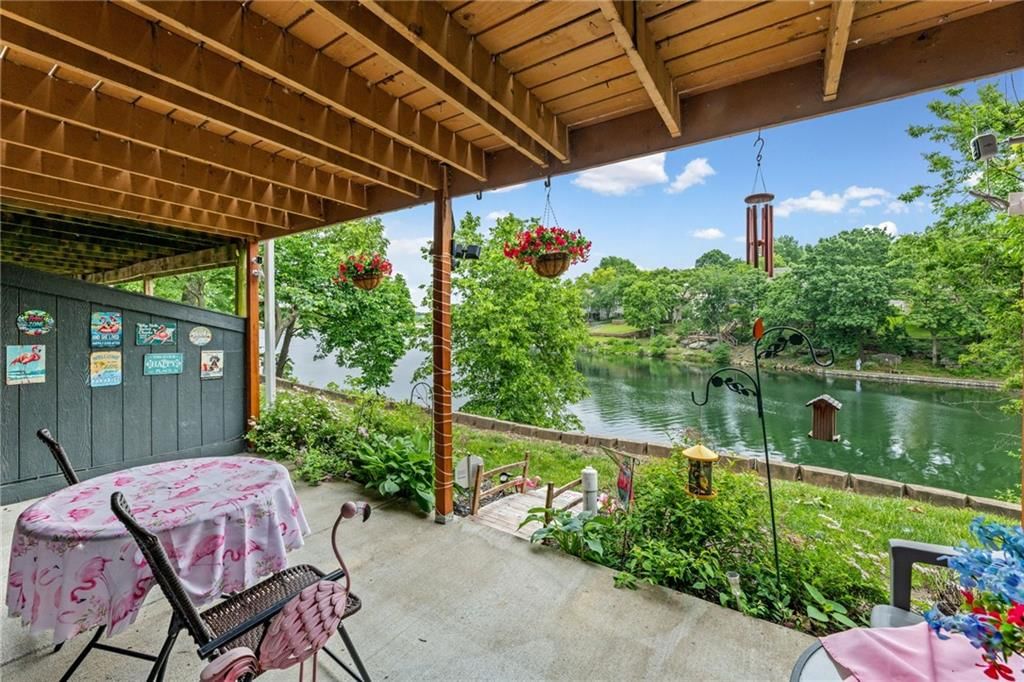 232 NE Bayview Drive — photo 26
