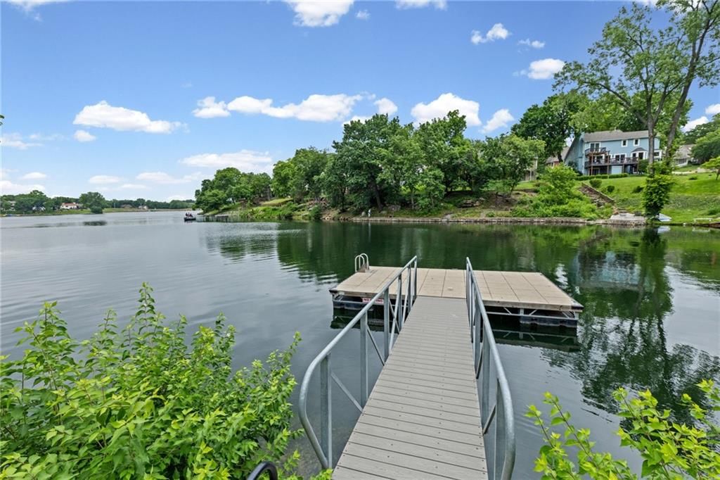 232 NE Bayview Drive — photo 29