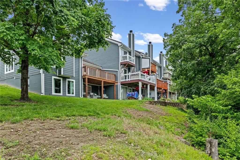 232 NE Bayview Drive — photo 32