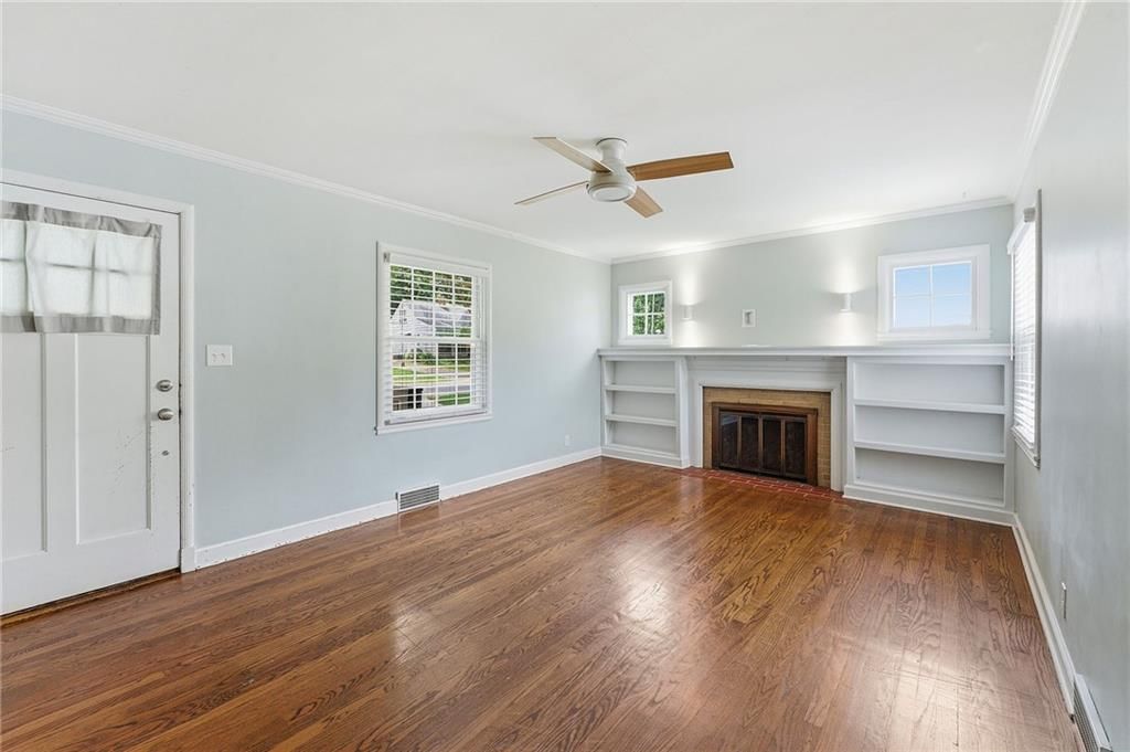 5735 WALMER Street — photo 5