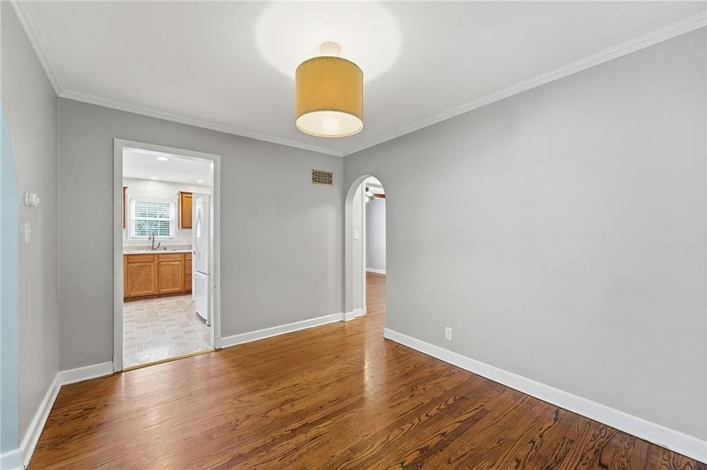 5735 WALMER Street — photo 9