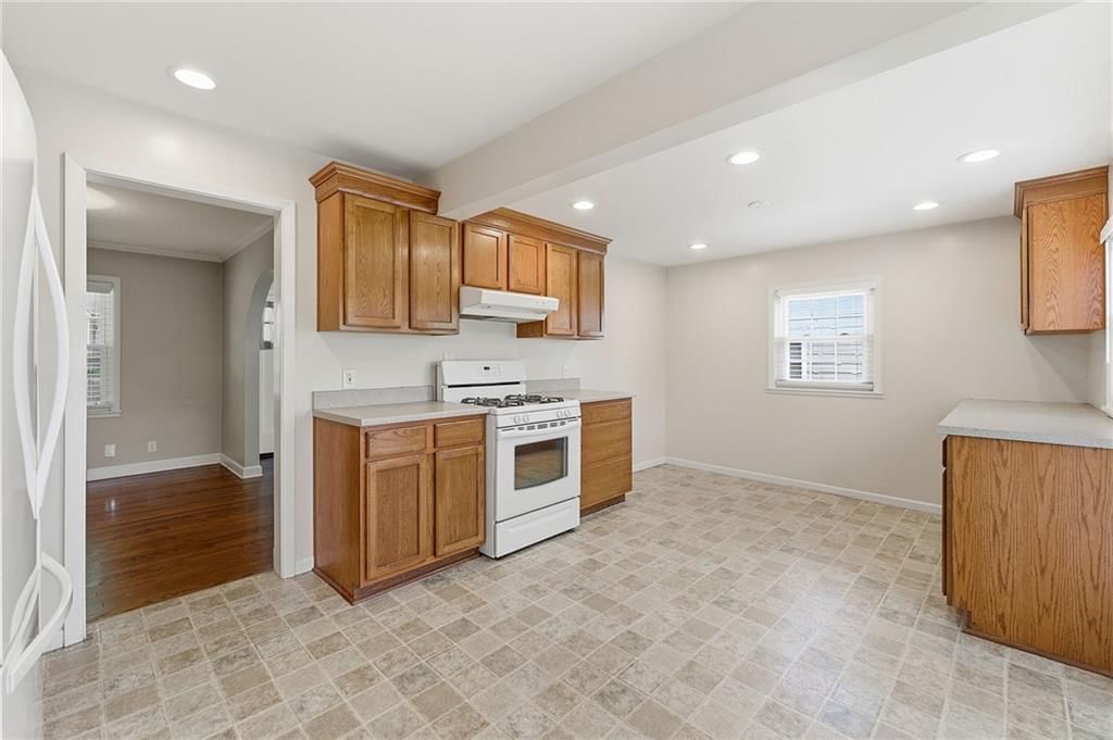 5735 WALMER Street — photo 13
