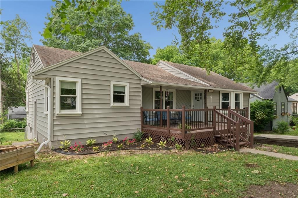 4900 NE Park Lane — photo 4