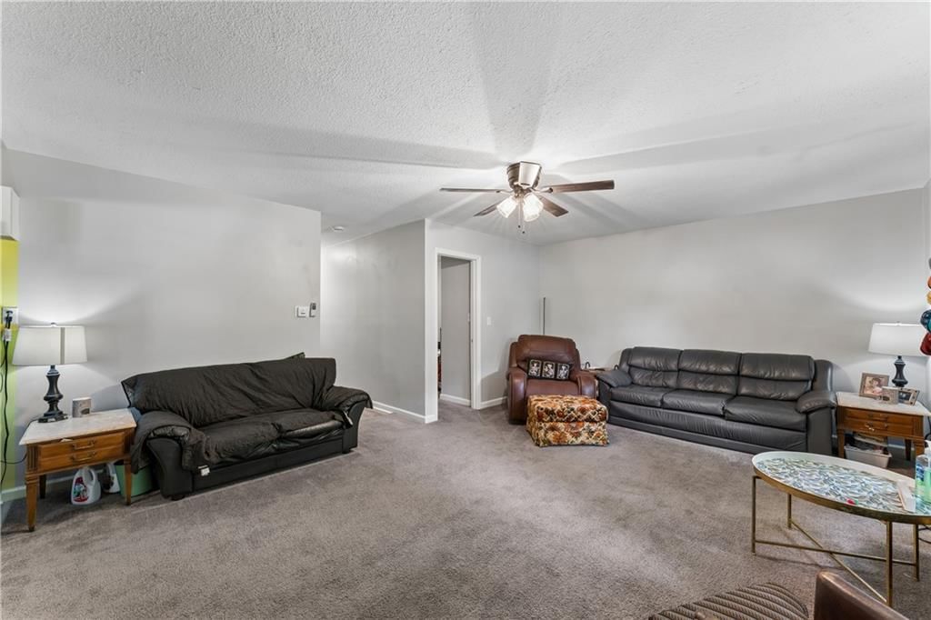 4900 NE Park Lane — photo 7