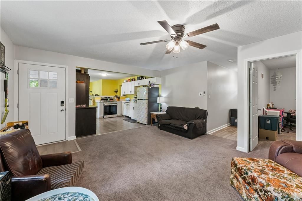 4900 NE Park Lane — photo 10