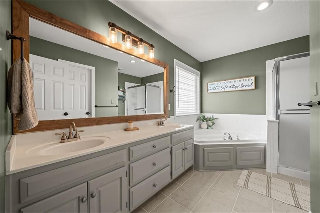 10914 N Laurel Court — photo 20