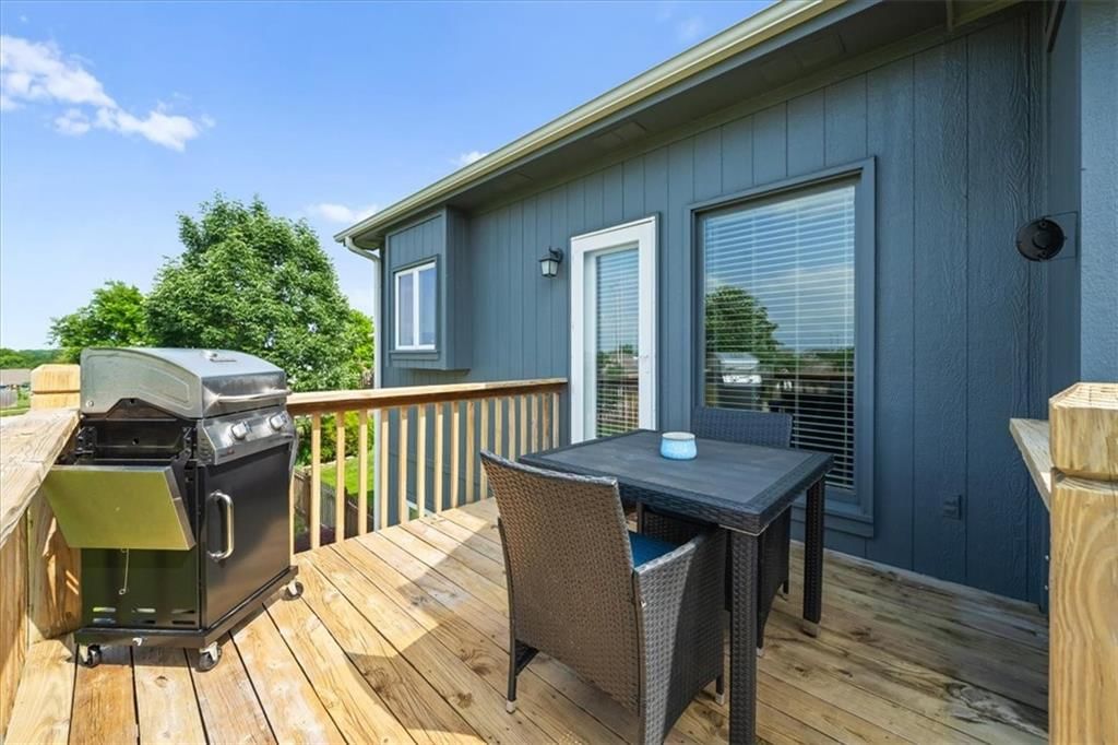 10914 N Laurel Court — photo 34