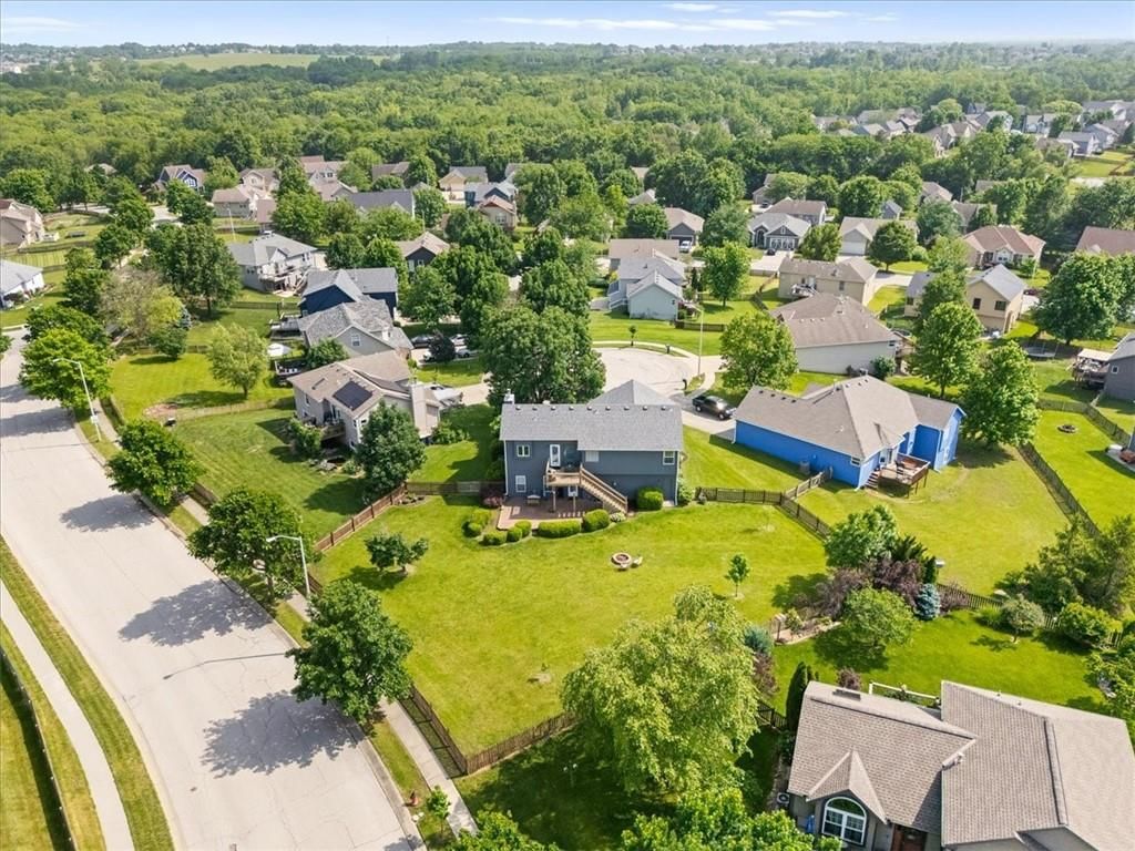 10914 N Laurel Court — photo 42