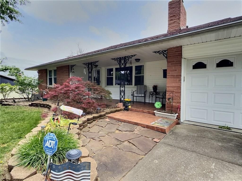 7010 N Wyandotte Street — photo 4