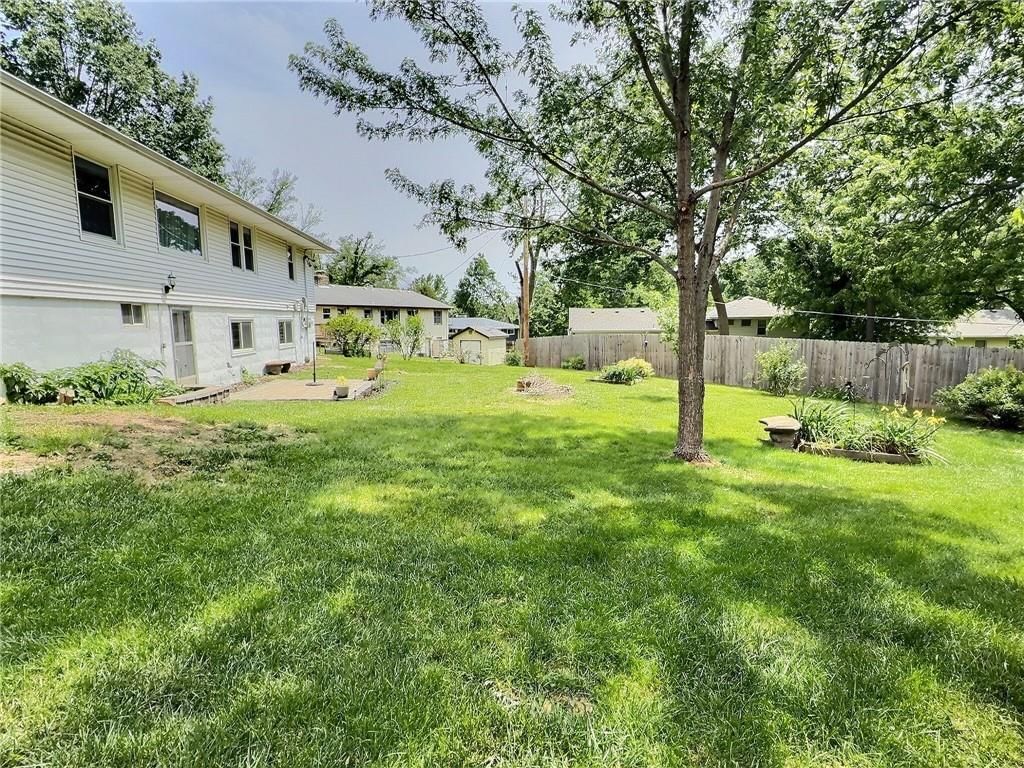 7010 N Wyandotte Street — photo 27