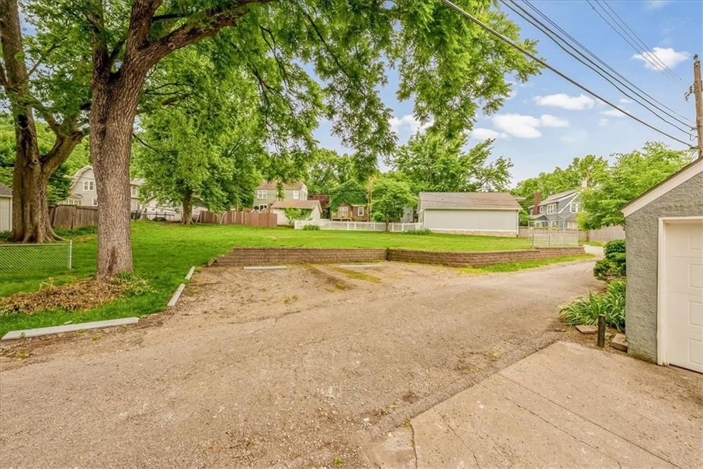 6635 Edgevale Road — photo 41