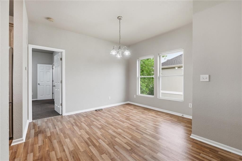 10337 Parkview Avenue — photo 9