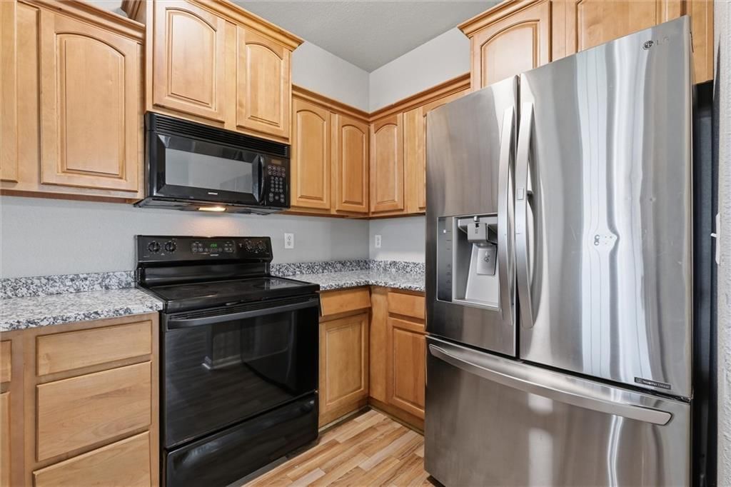 10337 Parkview Avenue — photo 12