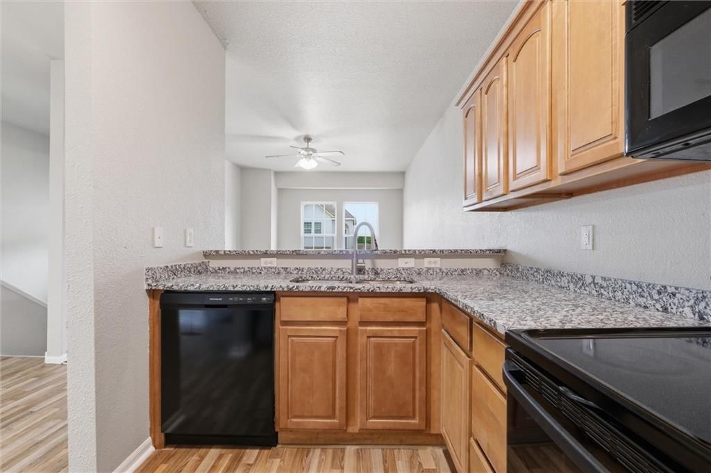 10337 Parkview Avenue — photo 13