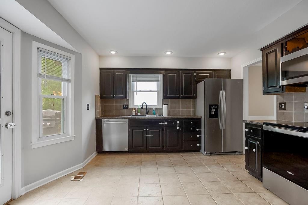 15363 Newton Drive — photo 8