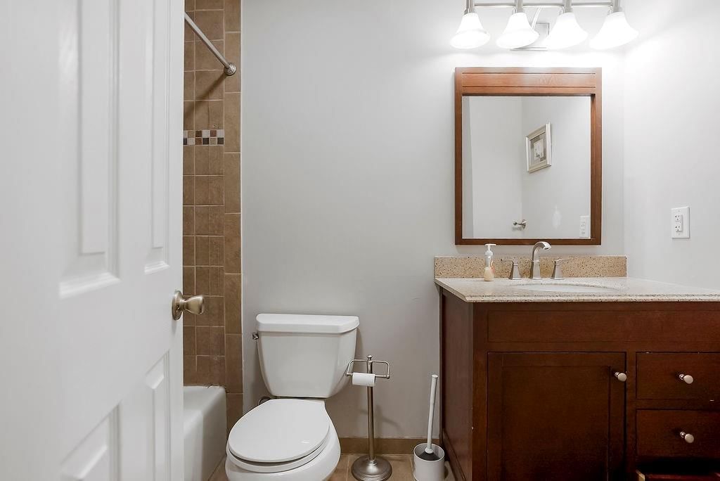 15363 Newton Drive — photo 11