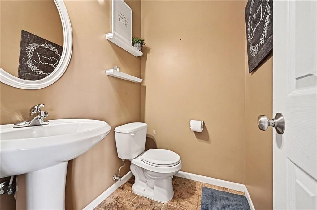 18106 Guinevere Court — photo 11