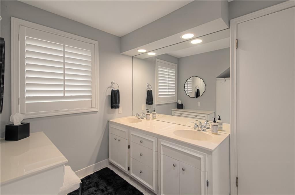 8446 Linden Lane — photo 30