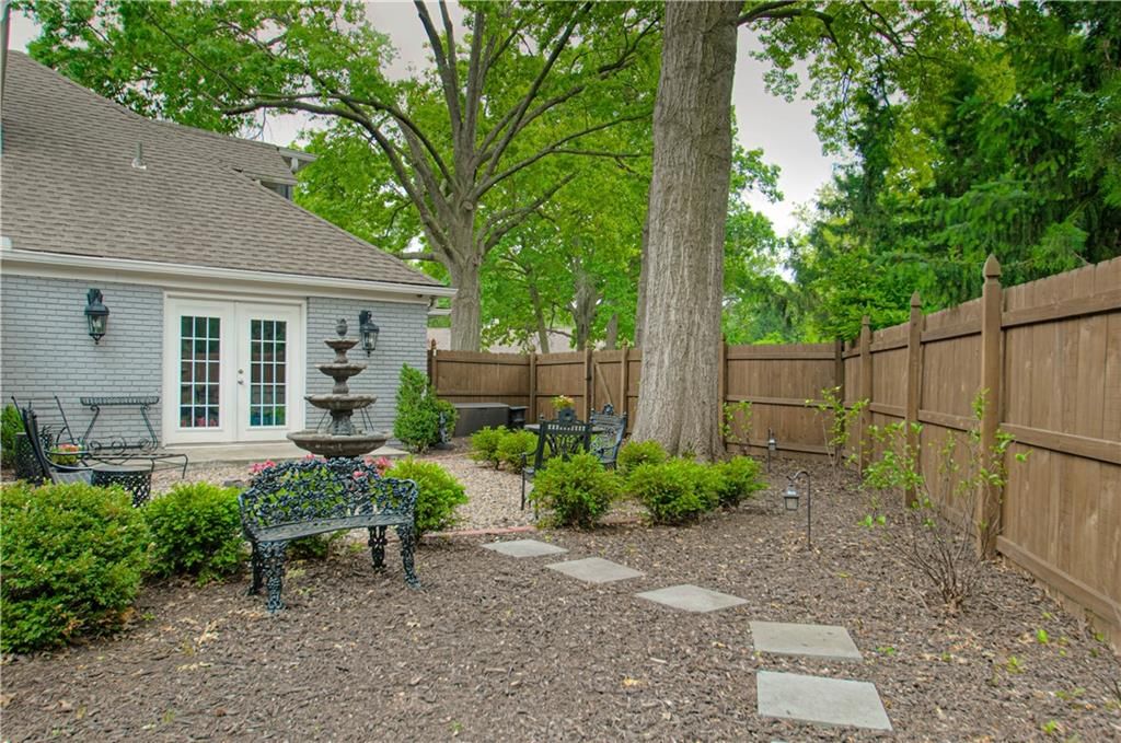 8446 Linden Lane — photo 49