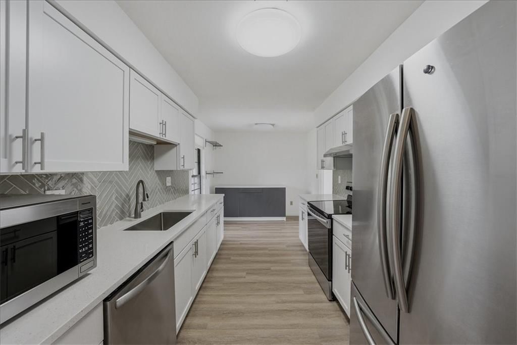 10236 Cedarbrooke Lane — photo 3